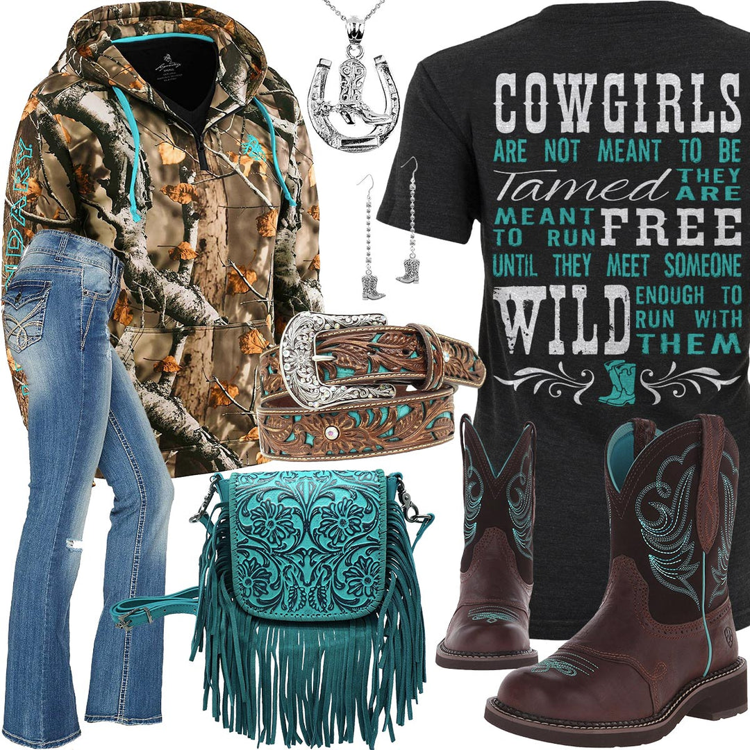 Meant To Be Tamed Horseshoe Necklace Outfit